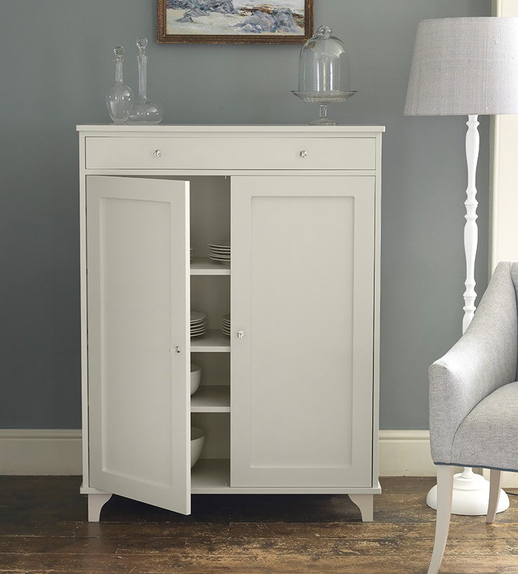 Freestanding shop linen cupboard